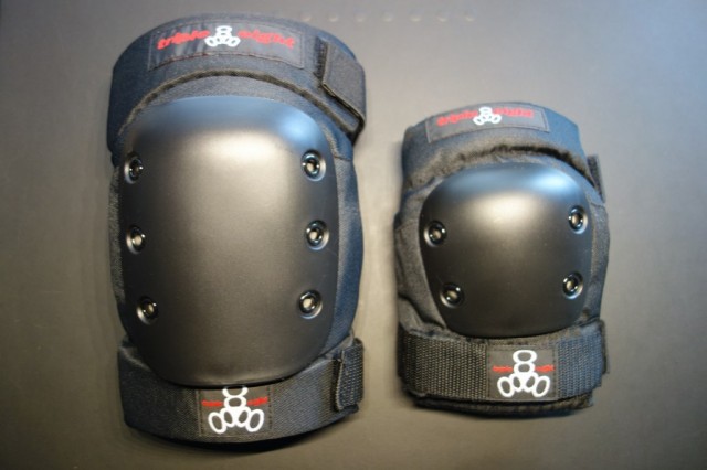 ニー+エルボーパッドTRIPLE 8 PARK 2PACK KNEE ELBOW SET L