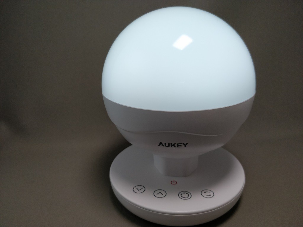 Aukey LEDデスクランプ LT-ST10 LED色4