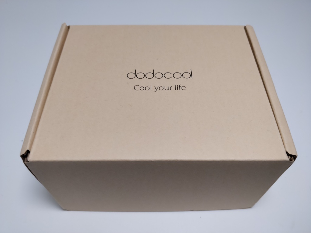 dodocool 車載ホルダー 箱